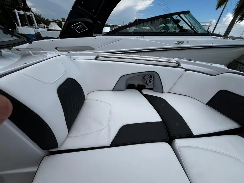 Slide: The Image of Monterey M-45 2024 - 18