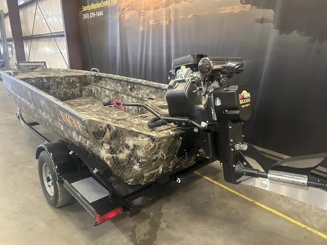 Slide: The Image of Excel 1754 Eclipse W/HDR 40 2025 - 5