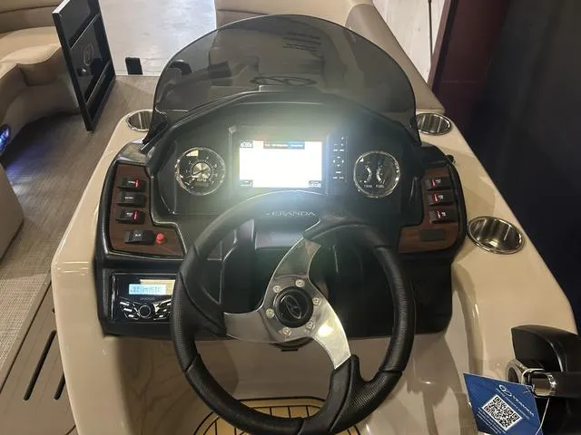 Slide: The Image of Veranda VR22VLC W/Yamaha 250 No Trailer 2025 - 14