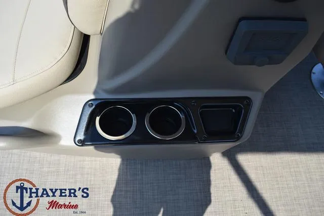 Slide: The Image of Sun Tracker Bass Buggy® 16 XL Select 2025 - 20