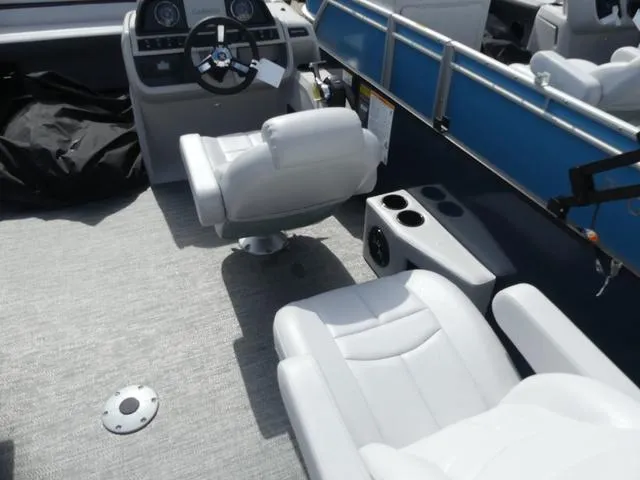 Slide: The Image of Sweetwater Godfrey Sweetwater 2286 QS 2025 - 10