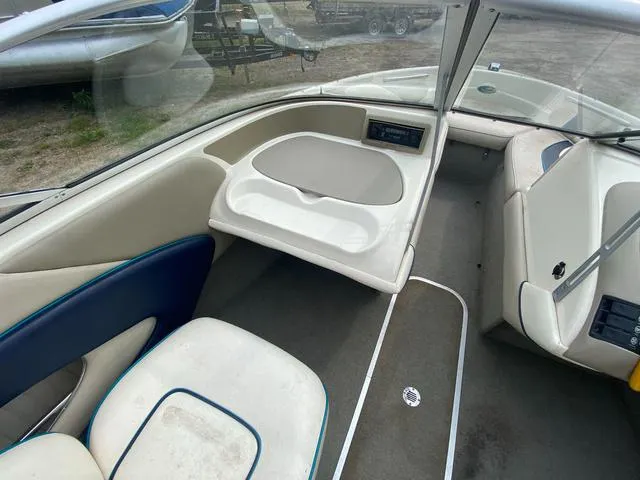 Slide: The Image of Bayliner 1850LS BR 1995 - 14