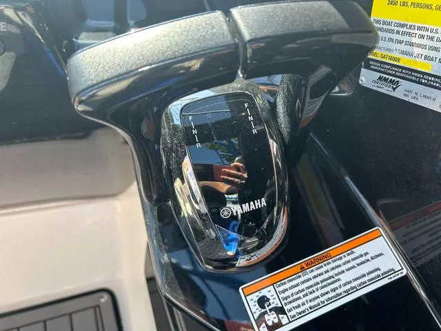 Slide: The Image of Yamaha 242X E-Series 2018 - 16