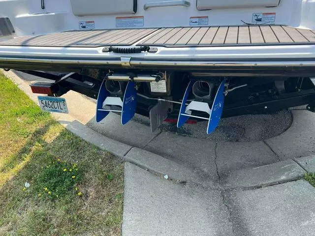 Slide: The Image of Yamaha 242X E-Series 2018 - 3