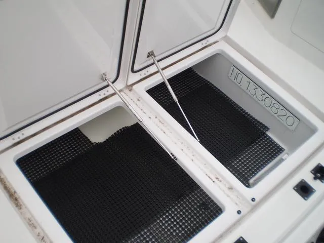 Slide: The Image of Axopar 37 XC Cross Cabin 2022 - 32