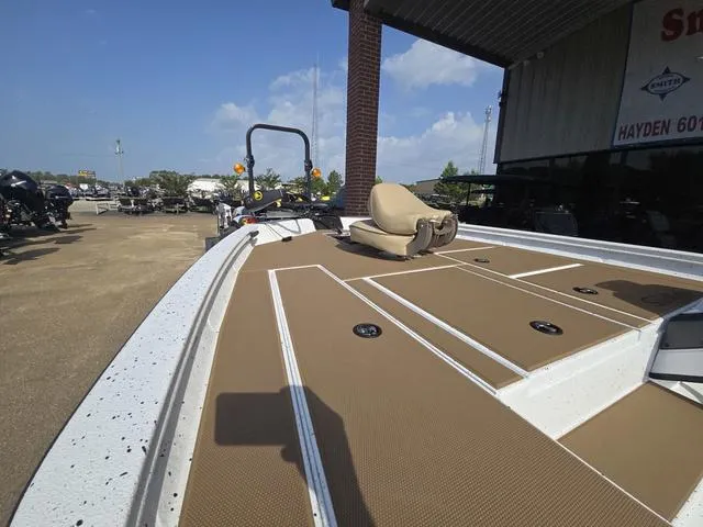 Slide: The Image of Xpress H18 2024 - 19