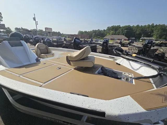 Slide: The Image of Xpress H18 2024 - 4