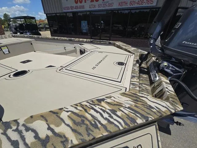 Slide: The Image of Avid 16 Commander 2025 - 17