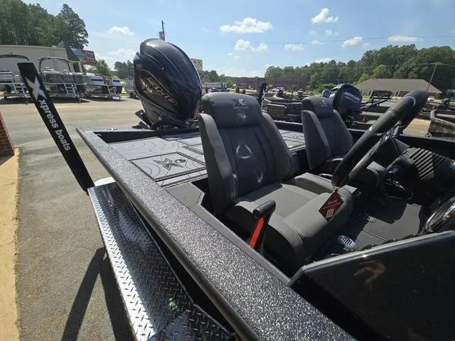 Slide: The Image of Xpress X21 Pro 2025 - 11