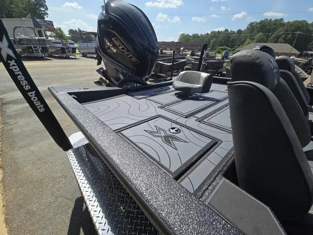 Slide: The Image of Xpress X21 Pro 2025 - 12