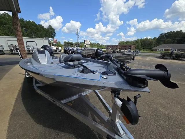 Slide: The Image of Xpress H18 2025 - 3