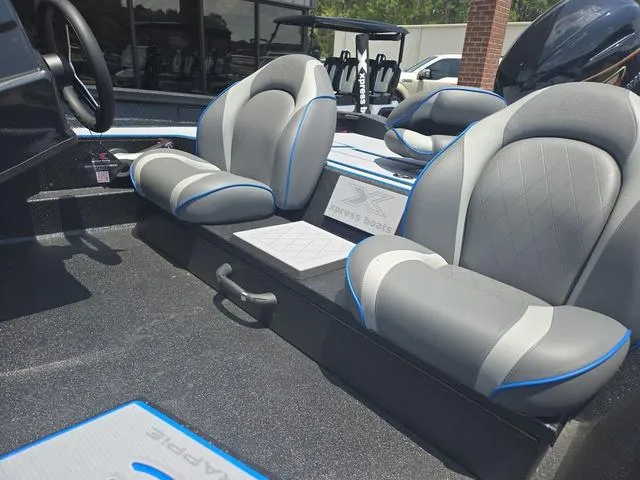 Slide: The Image of Xpress H18C Crappie 2025 - 38