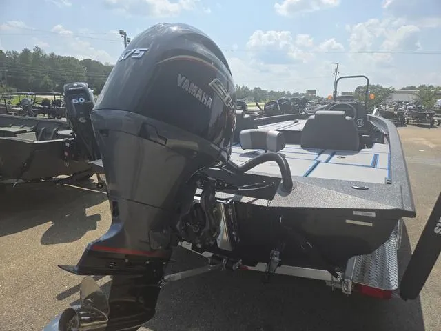 Slide: The Image of Xpress H20 Bass 2025 - 10