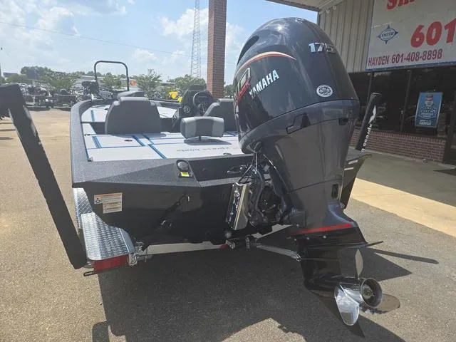 Slide: The Image of Xpress H20 Bass 2025 - 6