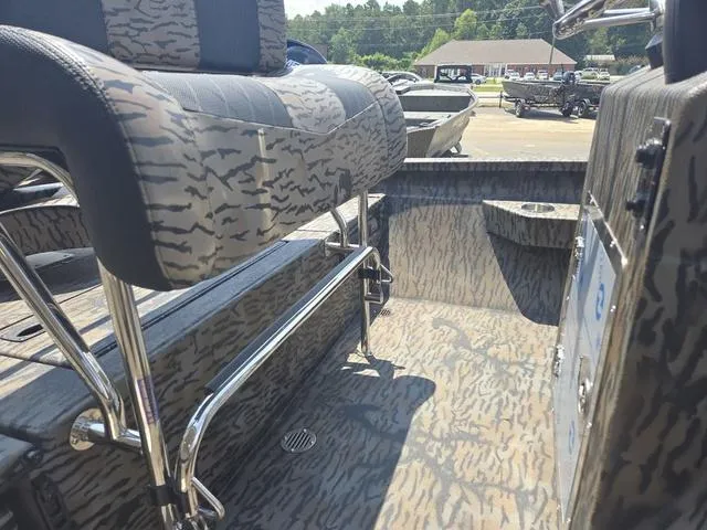 Slide: The Image of Xpress H20B 2025 - 10