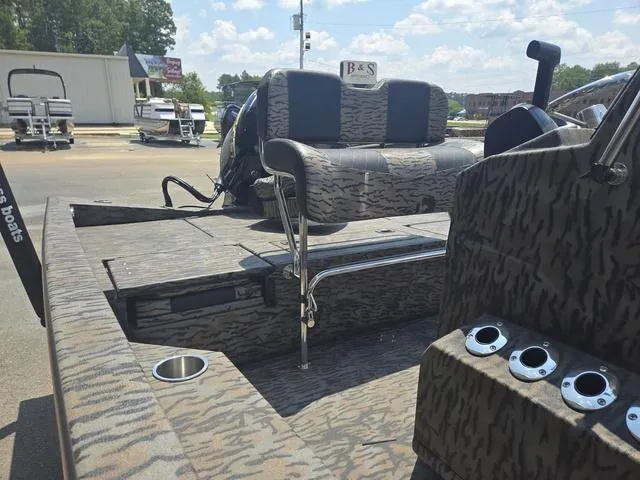 Slide: The Image of Xpress H20B 2025 - 5