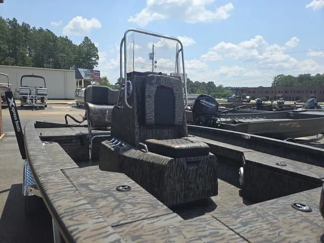 Slide: The Image of Xpress H20B 2025 - 6