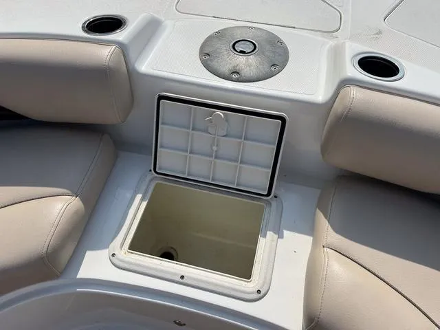 Slide: The Image of Hurricane SunDeck Sport 188 OB 2013 - 24