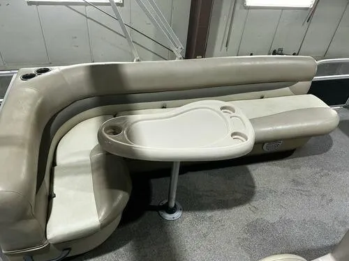 Slide: The Image of Sun Tracker Fishin' Barge 20 DLX 2016 - 11