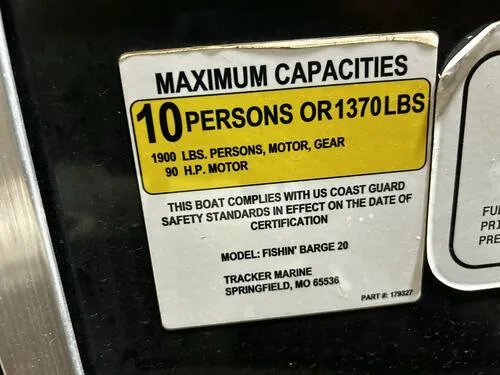 Slide: The Image of Sun Tracker Fishin' Barge 20 DLX 2016 - 12