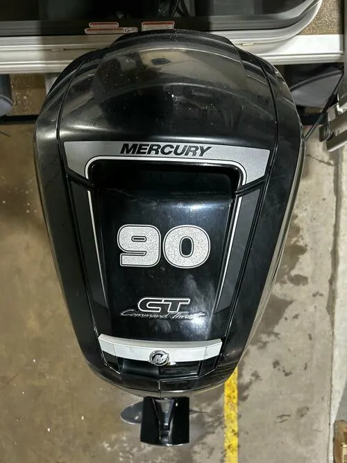 Slide: The Image of Sun Tracker Fishin' Barge 20 DLX 2016 - 14