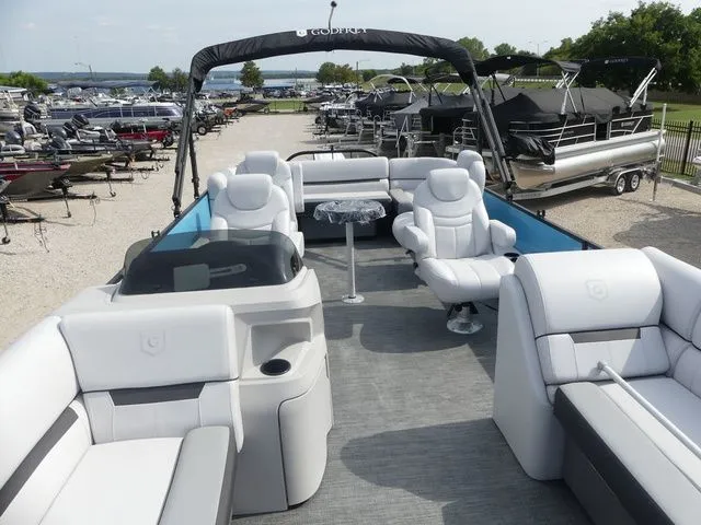 Slide: The Image of Godfrey Sweetwater 2486 QS 2025 - 15