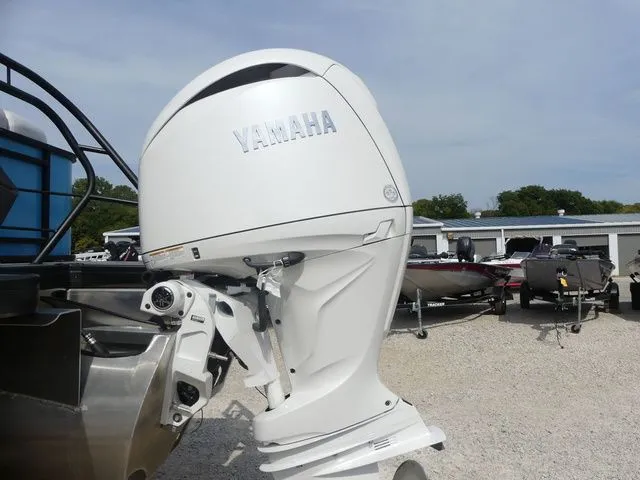 Slide: The Image of Sweetwater Sweetwater 2486 QS 2025 - 8