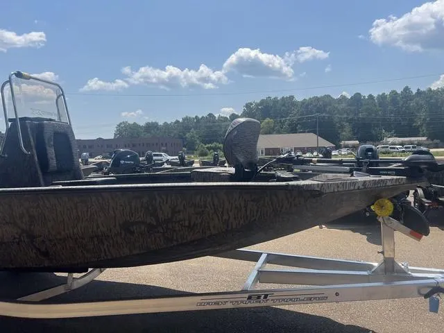 Slide: The Image of Xpress H20B 2025 - 4