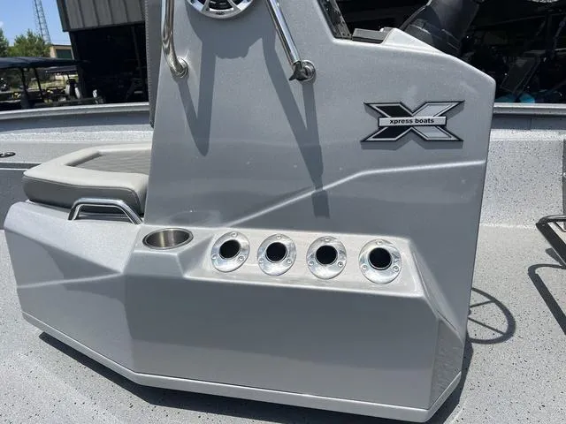 Slide: The Image of Xpress H22 2025 - 12