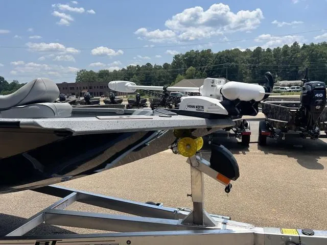 Slide: The Image of Xpress H22 2025 - 4