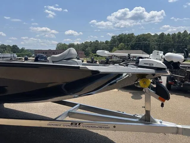 Slide: The Image of Xpress H22 2025 - 5