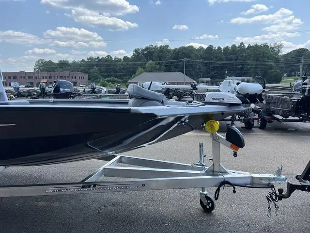 Slide: The Image of Xpress H20B 2025 - 11