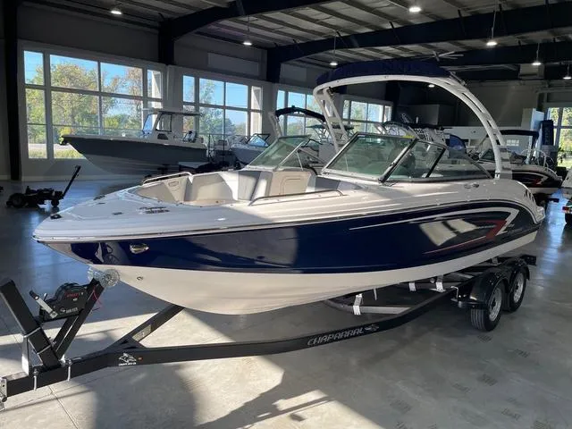 Slide: The Image of Chaparral 23 SSi 2025 - 14