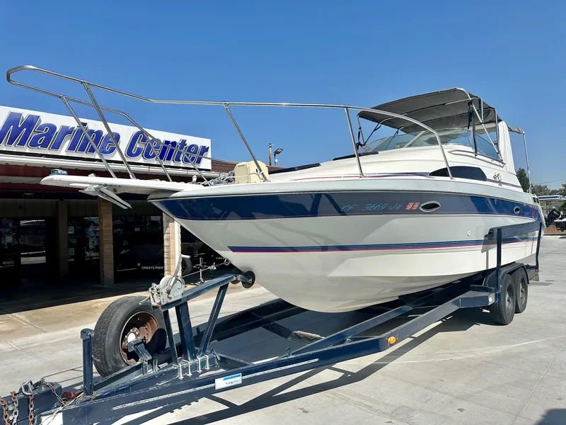 Slide: The Image of Bayliner 2755 Sunbridge 1989 - 10