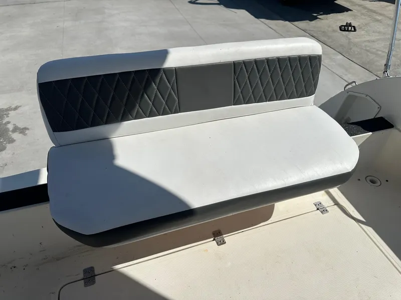 Slide: The Image of Bayliner 2755 Sunbridge 1989 - 16