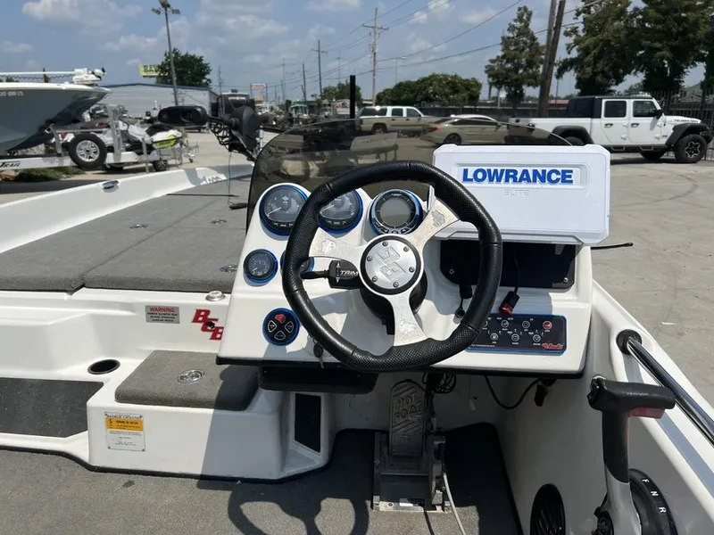 Slide: The Image of 2010 Bass Cat Boats Pantera IV dashboard with Lowrance Elite system. - 8