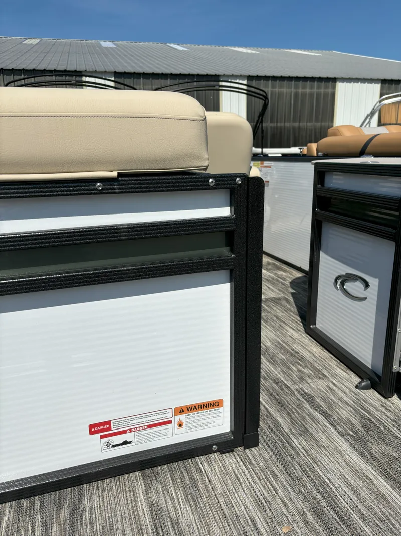 Slide: The Image of Crest Classic LX 200L 2024 - 17