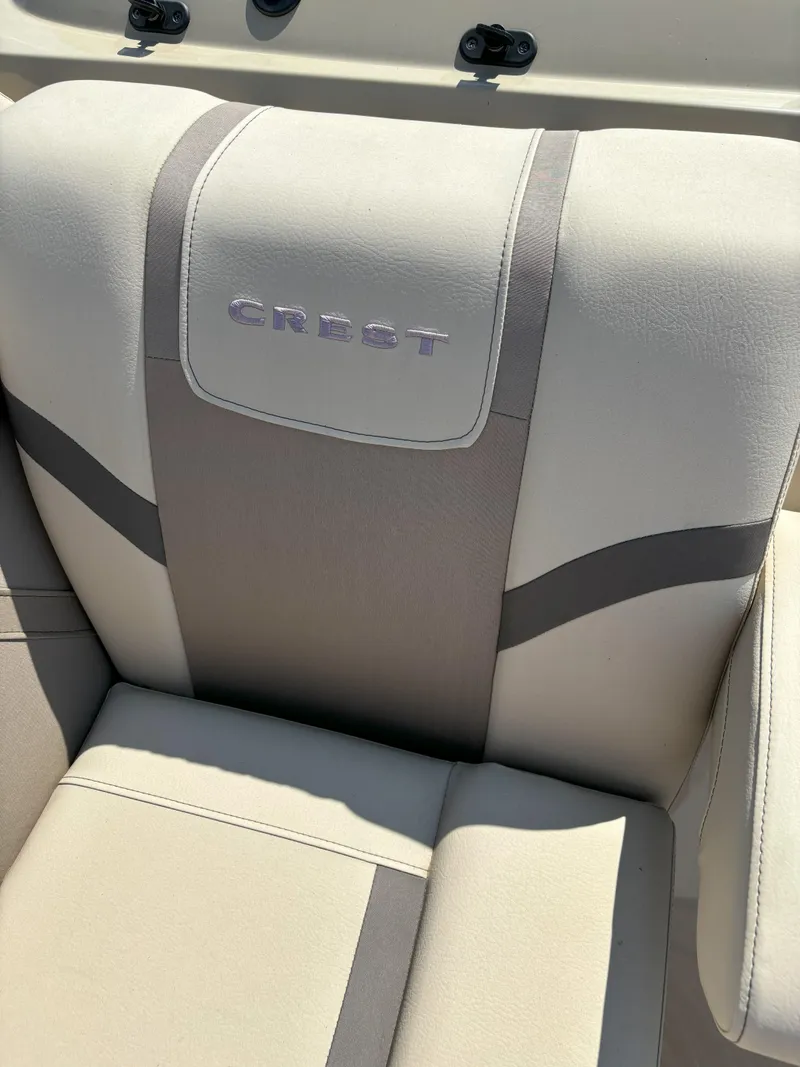 Slide: The Image of Crest Classic LX 200L 2024 - 3