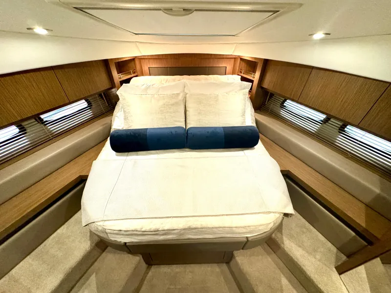 Slide: The Image of VIP StateRoom - Forward - 5