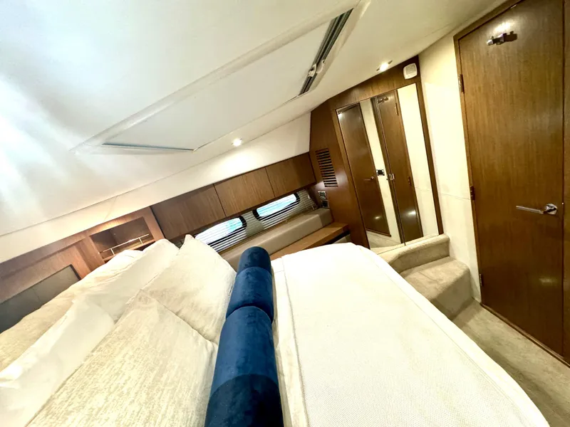 Slide: The Image of VIP StateRoom - Strb. Side - 55
