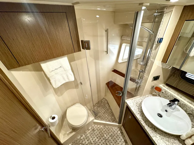 Slide: The Image of VIP / Guest Head & Shower - 58