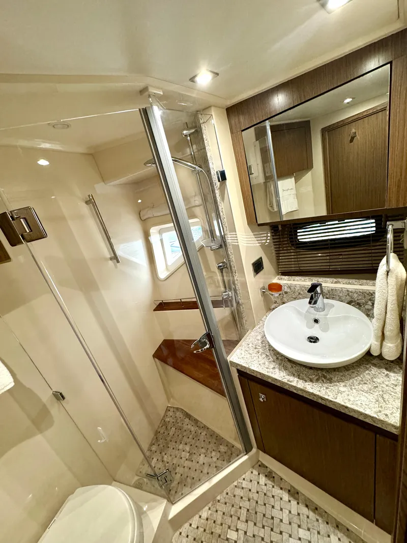 Slide: The Image of VIP / Guest Head & Shower - 59