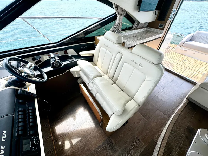 Slide: The Image of Dual Helm Seats w/ Bolsters-Up - 65