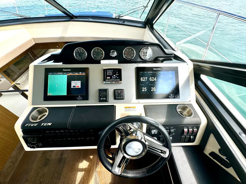 Slide: The Image of Main Helm / Navigation - 66