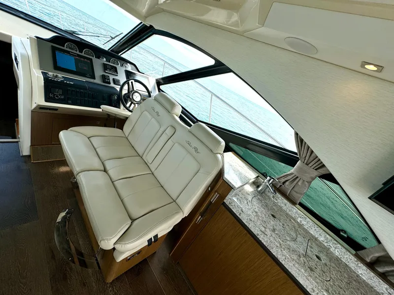 Slide: The Image of Dual Helm Seats - Rotated - 77