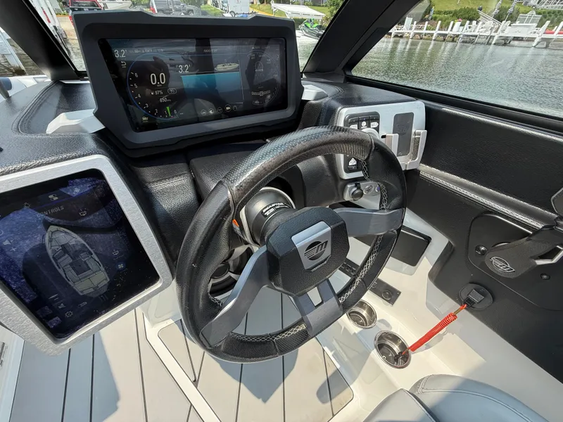 Slide: The Image of Malibu Wakesetter 22 LSV 2021 - 149