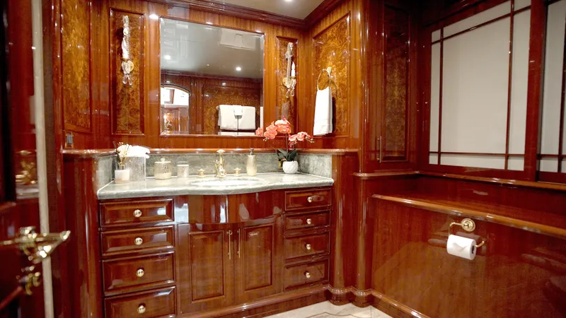 Slide: The Image of Luxurious wooden bathroom interior on 2010 Horizon 136 Premier yacht. - 31