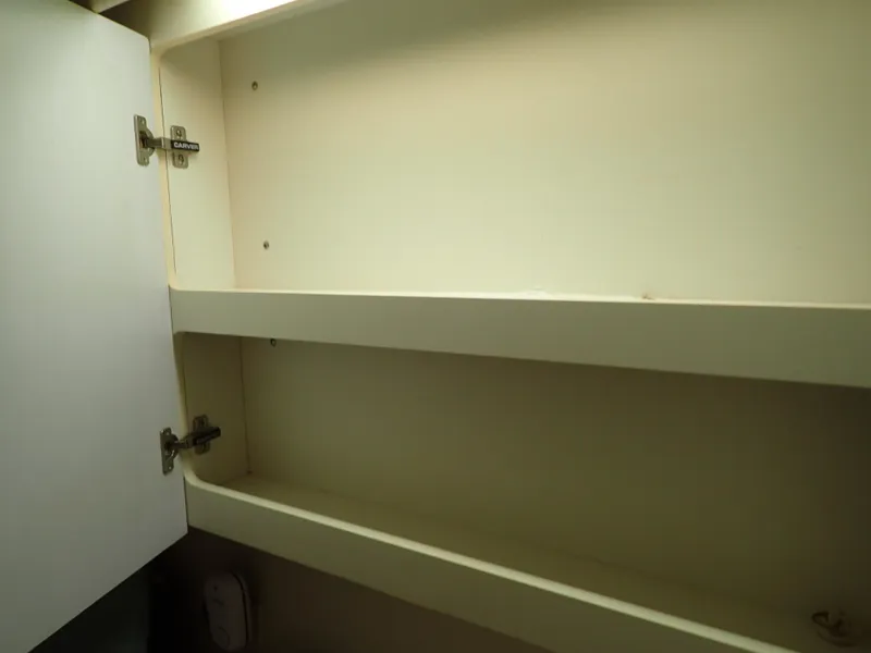 Slide: The Image of Carver 370 Voyager 1996 - 99