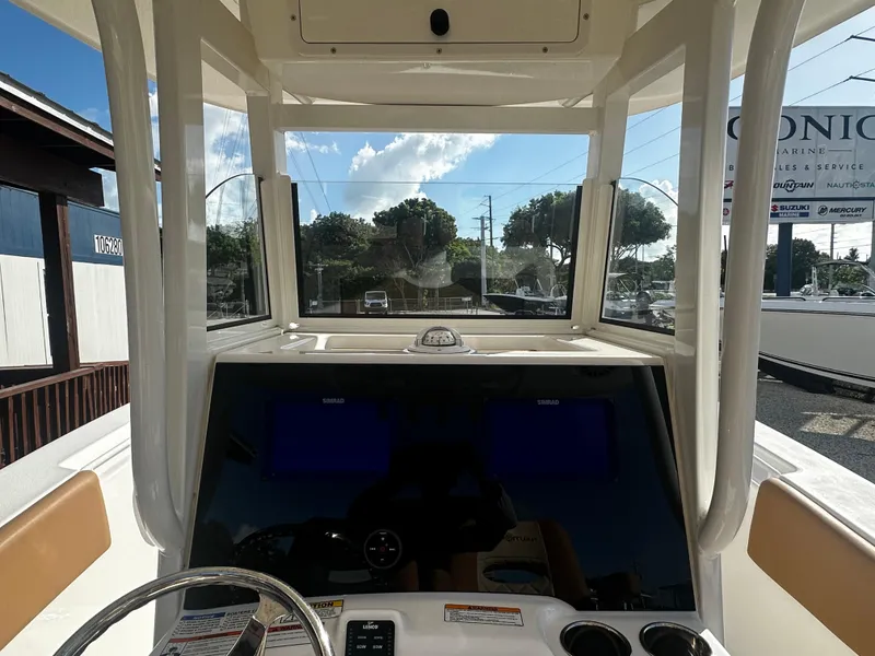 Slide: The Image of NauticStar 28 XS 2023 - 14