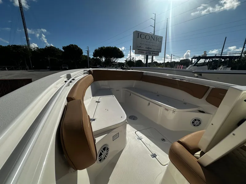 Slide: The Image of NauticStar 28 XS 2023 - 25